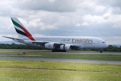 Photo of aircraft A6-EOF operated by Emirates