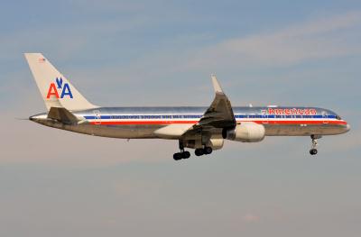 Photo of aircraft N189AN operated by American Airlines