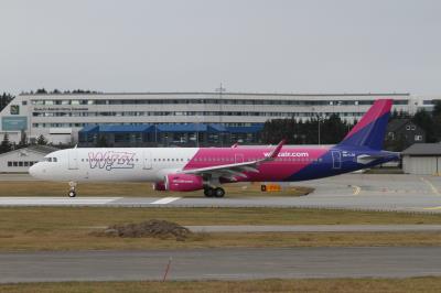 Photo of aircraft HA-LTH operated by Wizz Air