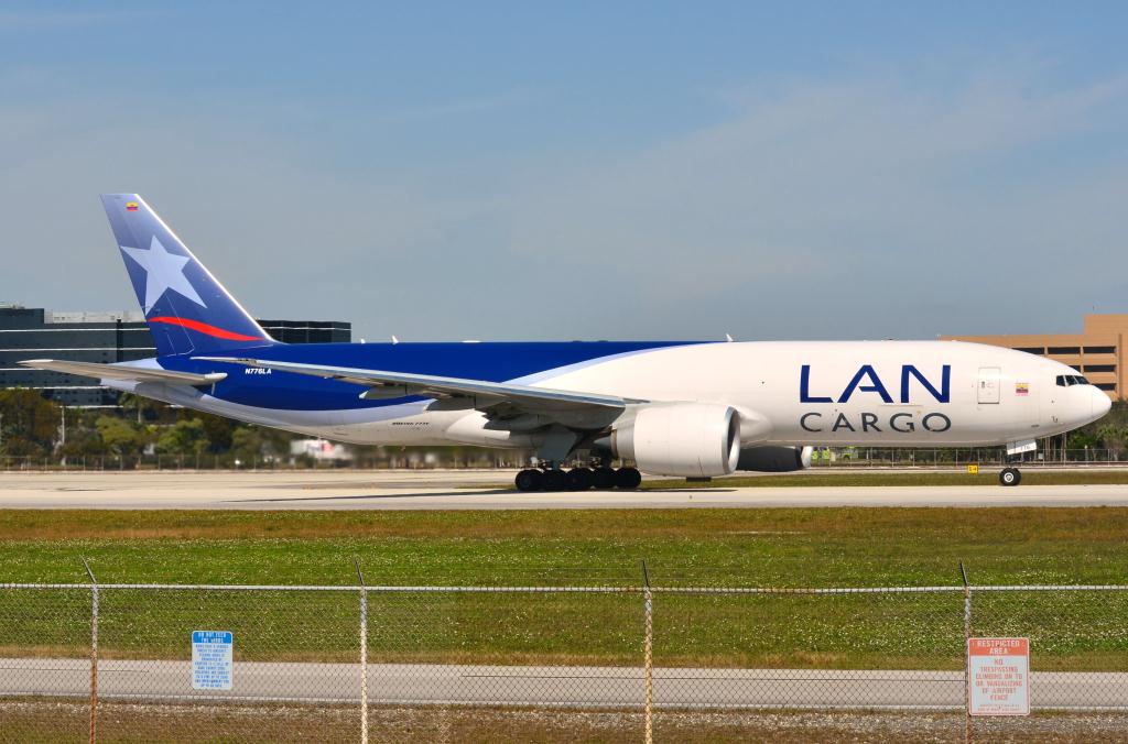 Photo of aircraft N776LA operated by LAN Cargo