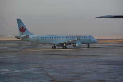 Photo of aircraft C-FMYV operated by Air Canada
