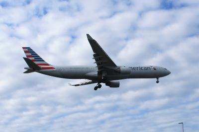 Image of aircraft registration N275AY - A A330-323 operated by American Airlines