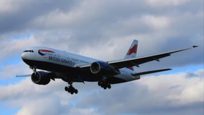 Photo of aircraft G-YMMJ operated by British Airways