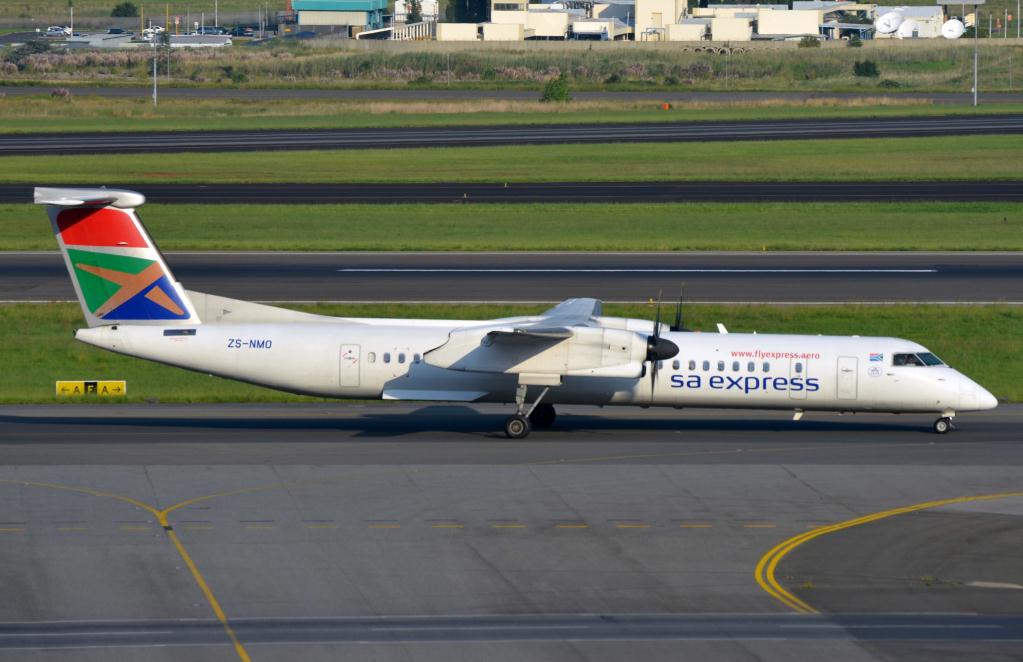 Photo of aircraft ZS-NMO operated by South African Express Airways