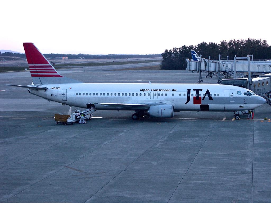 Photo of aircraft JA8526 operated by Japan TransOcean Air