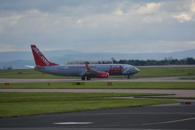 Image of aircraft registration G-JZHH - A 737-85P(WL) operated by Jet2