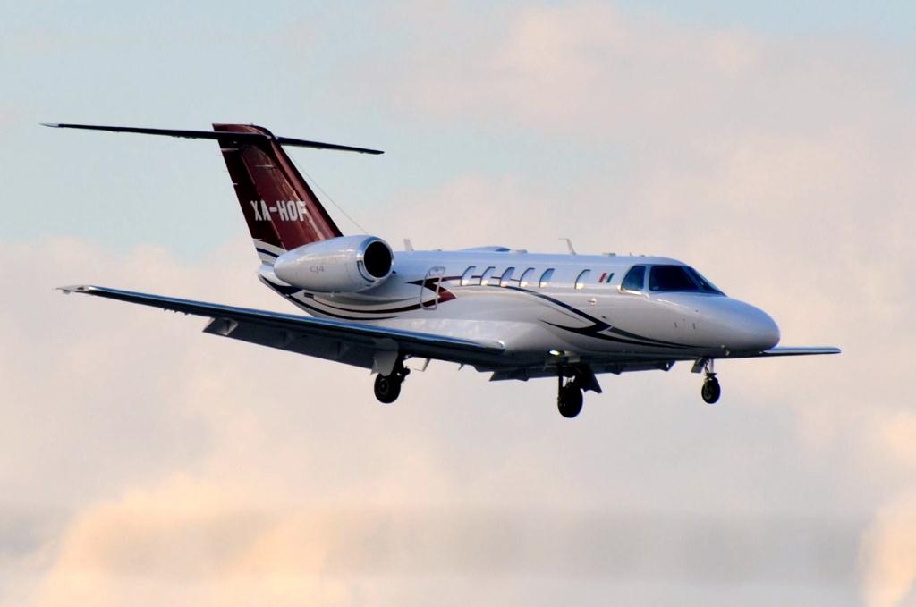 Photo of aircraft XA-HOF operated by Private Owner