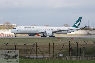 Photo of aircraft B-LXC operated by Cathay Pacific Airways