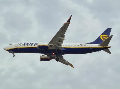 Photo of aircraft EI-IJG operated by Ryanair
