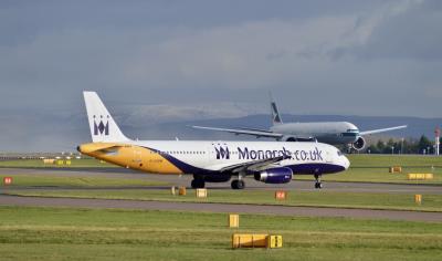 Image of aircraft registration G-OZBM - A A321-231 operated by Monarch Airlines