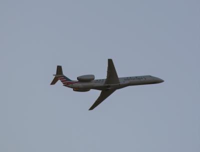 Photo of aircraft N833AE operated by American Eagle