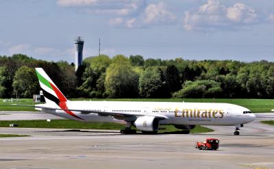 Image of aircraft registration A6-EPA - A 777-31H(ER) operated by Emirates