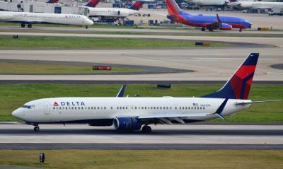 Photo of aircraft N843DN operated by Delta Air Lines