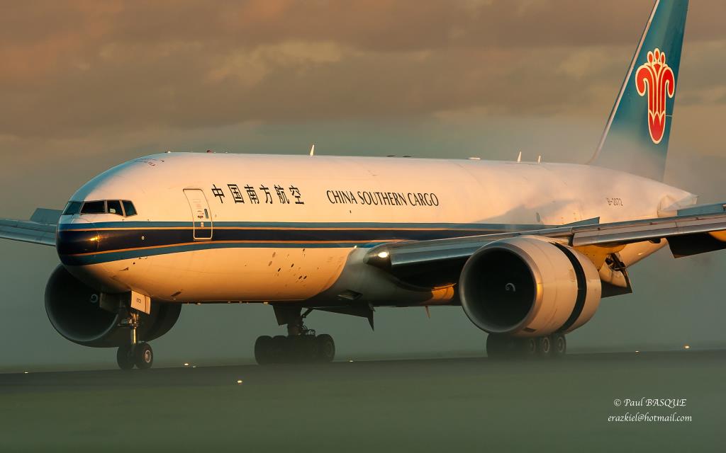 Photo of aircraft B-2072 operated by China Southern Airlines