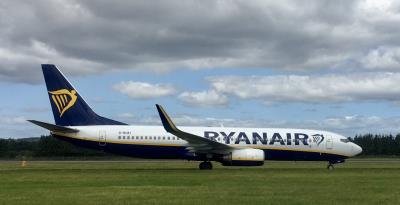 Photo of aircraft G-RUKI operated by Ryanair UK