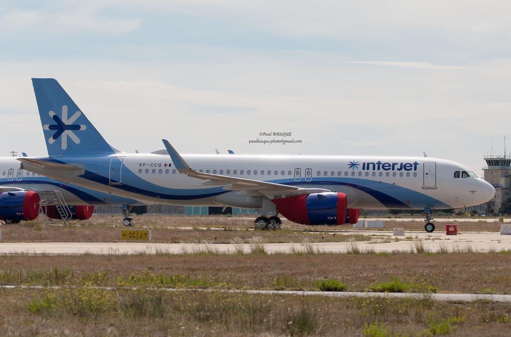Photo of aircraft VP-CCQ operated by Aviation Capital Group (ACG)