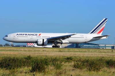 Image of aircraft registration F-GSPC - A 777-228(ER) operated by Air France
