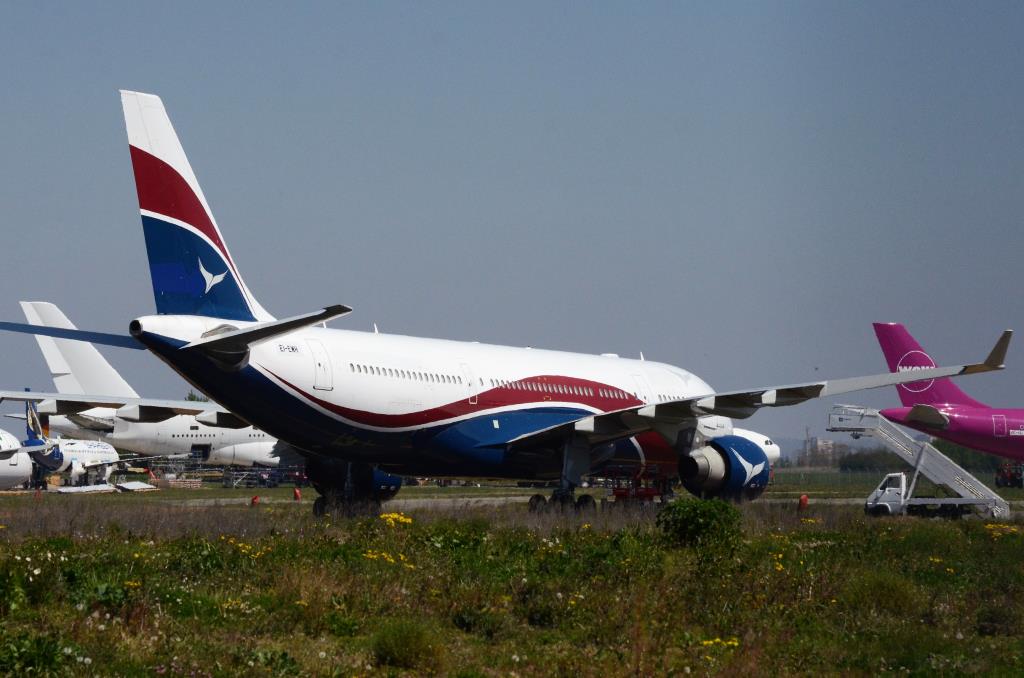 Photo of aircraft EI-EWH operated by Pembroke Leasing