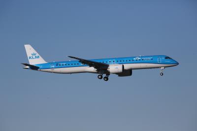 Photo of aircraft PH-NXI operated by KLM Cityhopper