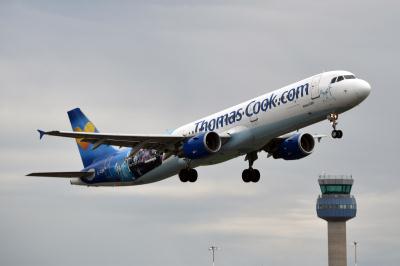 Image of aircraft registration G-TCDA - A A321-211 operated by Thomas Cook Airlines