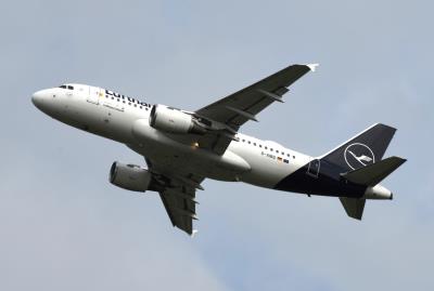 Photo of aircraft D-AIBQ operated by Lufthansa Cityline