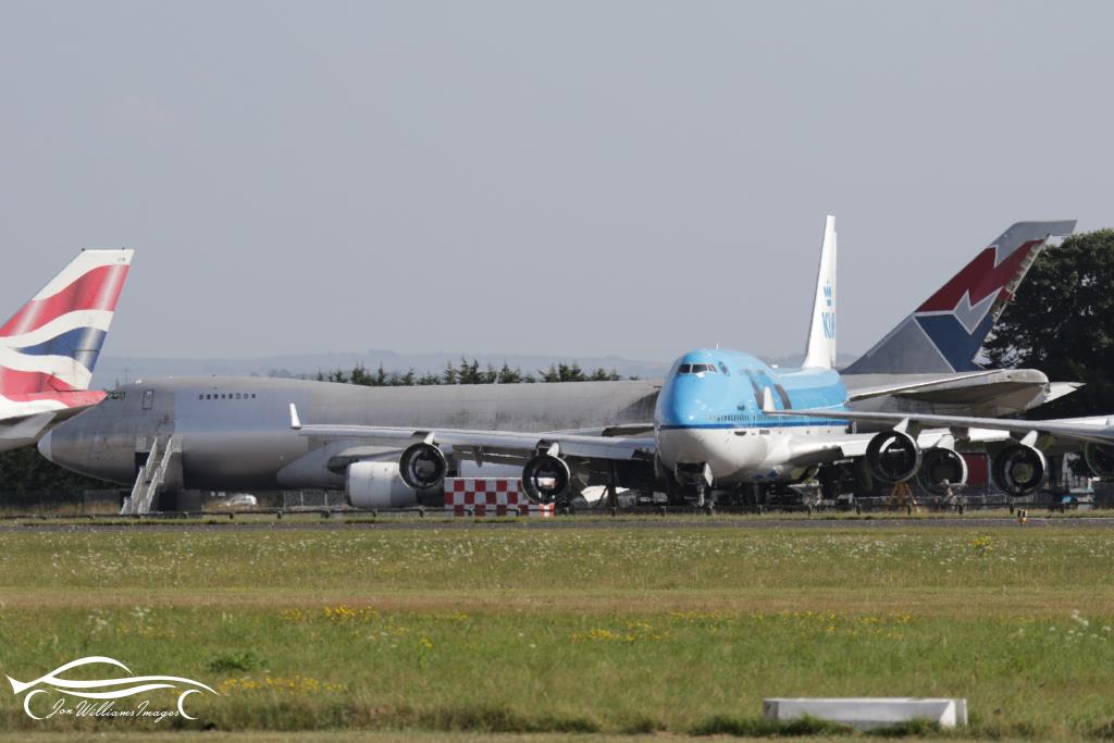 Photo of aircraft G-MKGA operated by MK Airlines