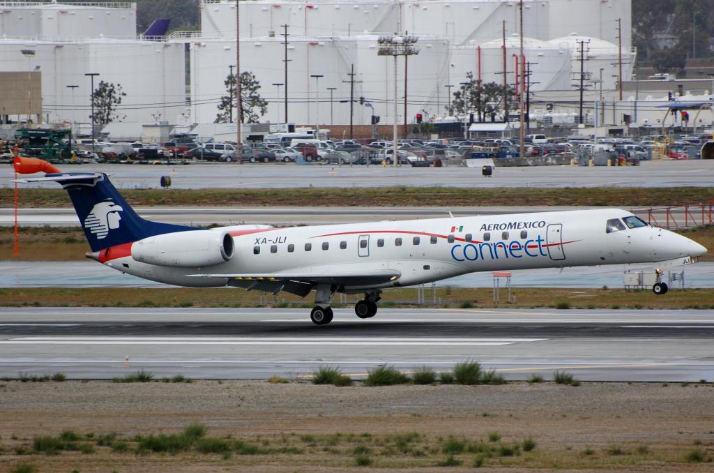 Photo of aircraft XA-JLI operated by Aeromexico Connect