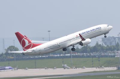 Photo of aircraft TC-JYN operated by Turkish Airlines