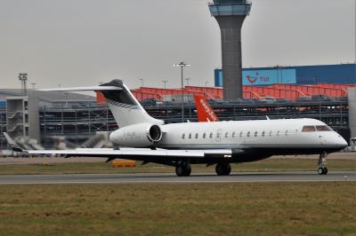 Photo of aircraft G-GLOB operated by Execujet (UK) Ltd