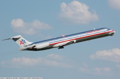 Photo of aircraft N3515 operated by American Airlines