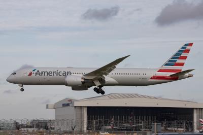 Photo of aircraft N839AA operated by American Airlines