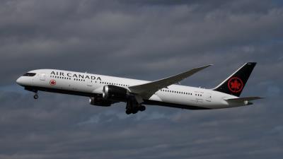 Image of aircraft registration C-FVNF - A 787-9 Dreamliner operated by Air Canada