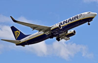 Photo of aircraft EI-EVJ operated by Ryanair