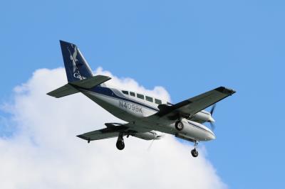 Photo of aircraft N409BK operated by Cape Air