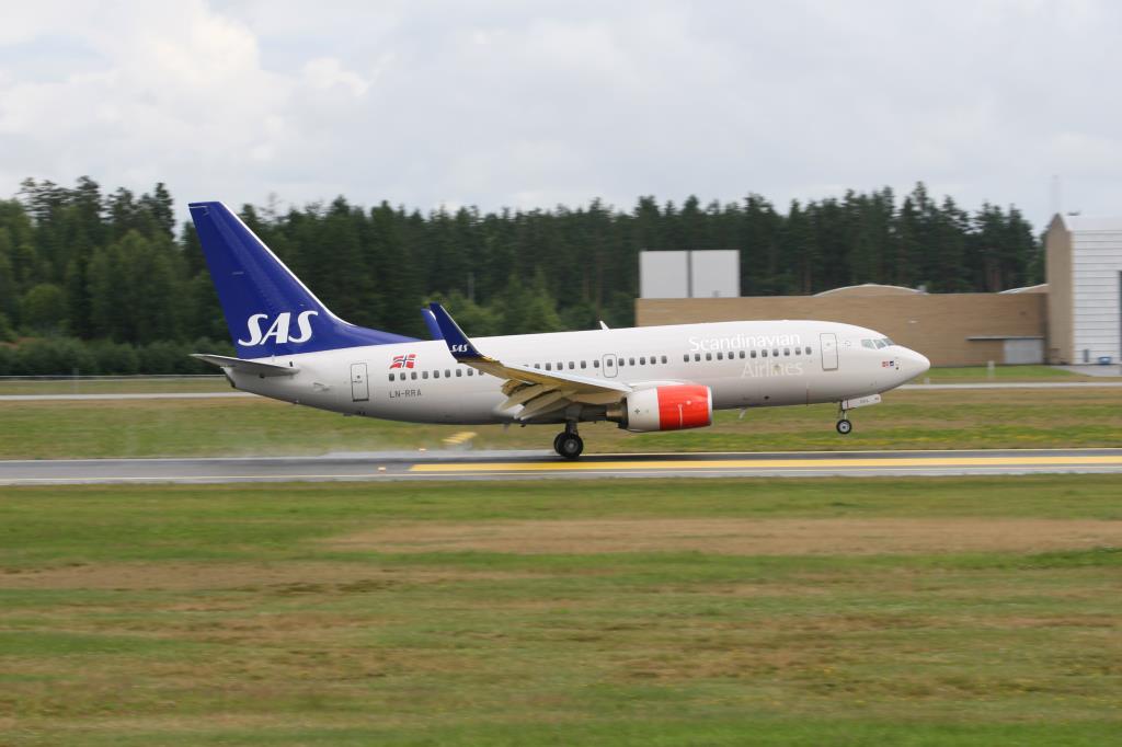 Photo of aircraft LN-RRA operated by SAS Norge