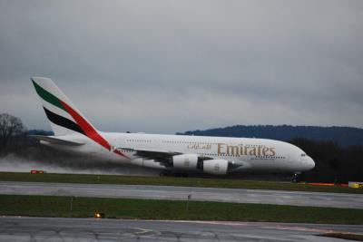 Photo of aircraft A6-EOR operated by Emirates