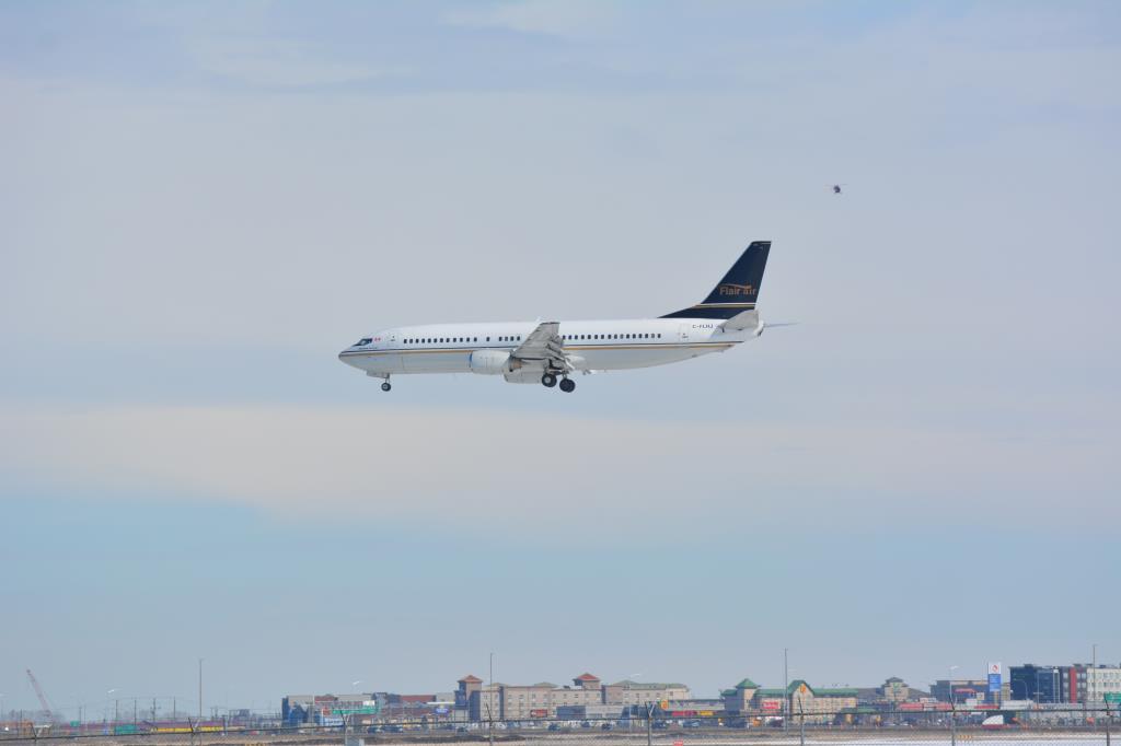 Photo of aircraft C-FLDX operated by Flair Airlines