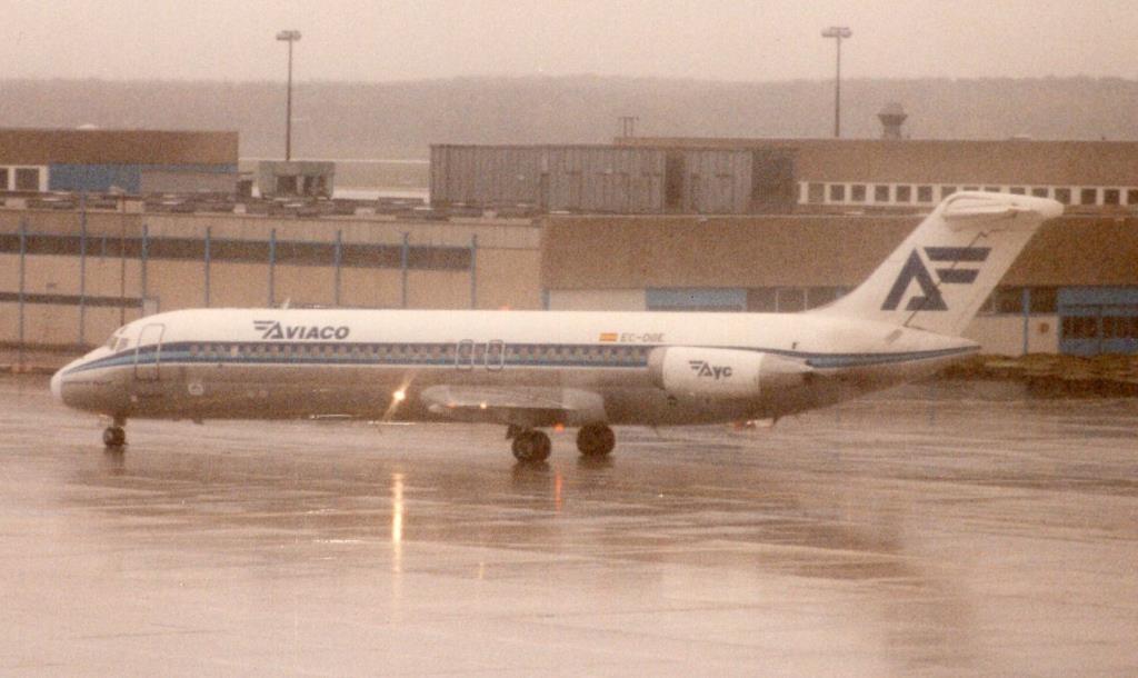 Photo of aircraft EC-DGE operated by Aviaco