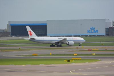 Photo of aircraft B-2098 operated by Air China Cargo