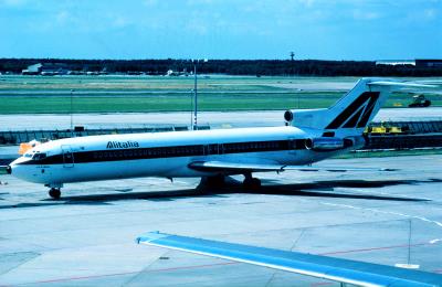 Photo of aircraft I-DIRB operated by Alitalia