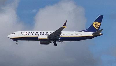 Photo of aircraft EI-HGG operated by Ryanair