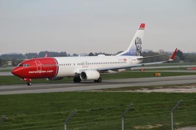 Photo of aircraft LN-NIJ operated by Norwegian Air Shuttle