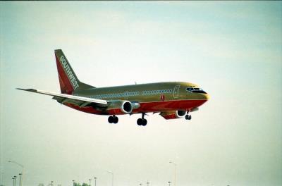 Photo of aircraft N665WN operated by Southwest Airlines