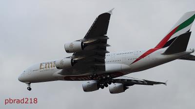 Photo of aircraft A6-EVM operated by Emirates
