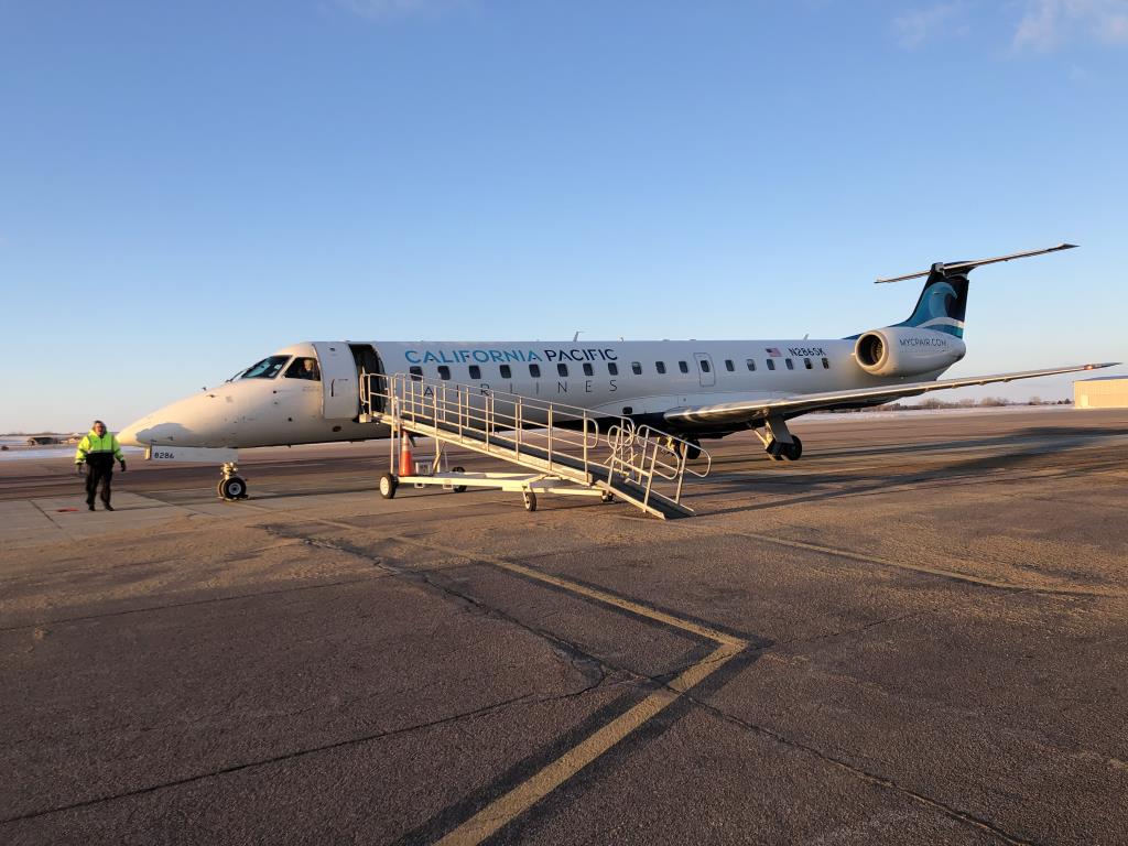 Photo of aircraft N286SK operated by California Pacific Airlines