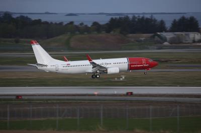 Photo of aircraft LN-NIK operated by Norwegian Air Shuttle
