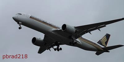 Photo of aircraft 9V-SMU operated by Singapore Airlines