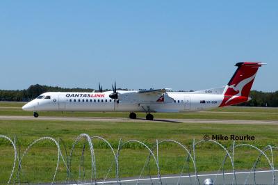Photo of aircraft VH-QOW operated by QantasLink