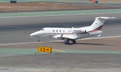 Photo of aircraft N340QS operated by NetJets