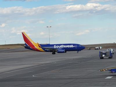 Photo of aircraft N484WN operated by Southwest Airlines